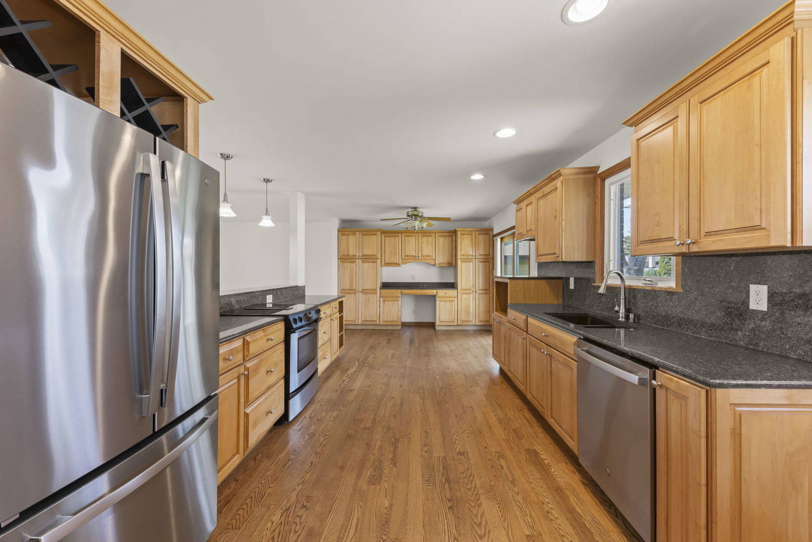 6120 W 129th Street