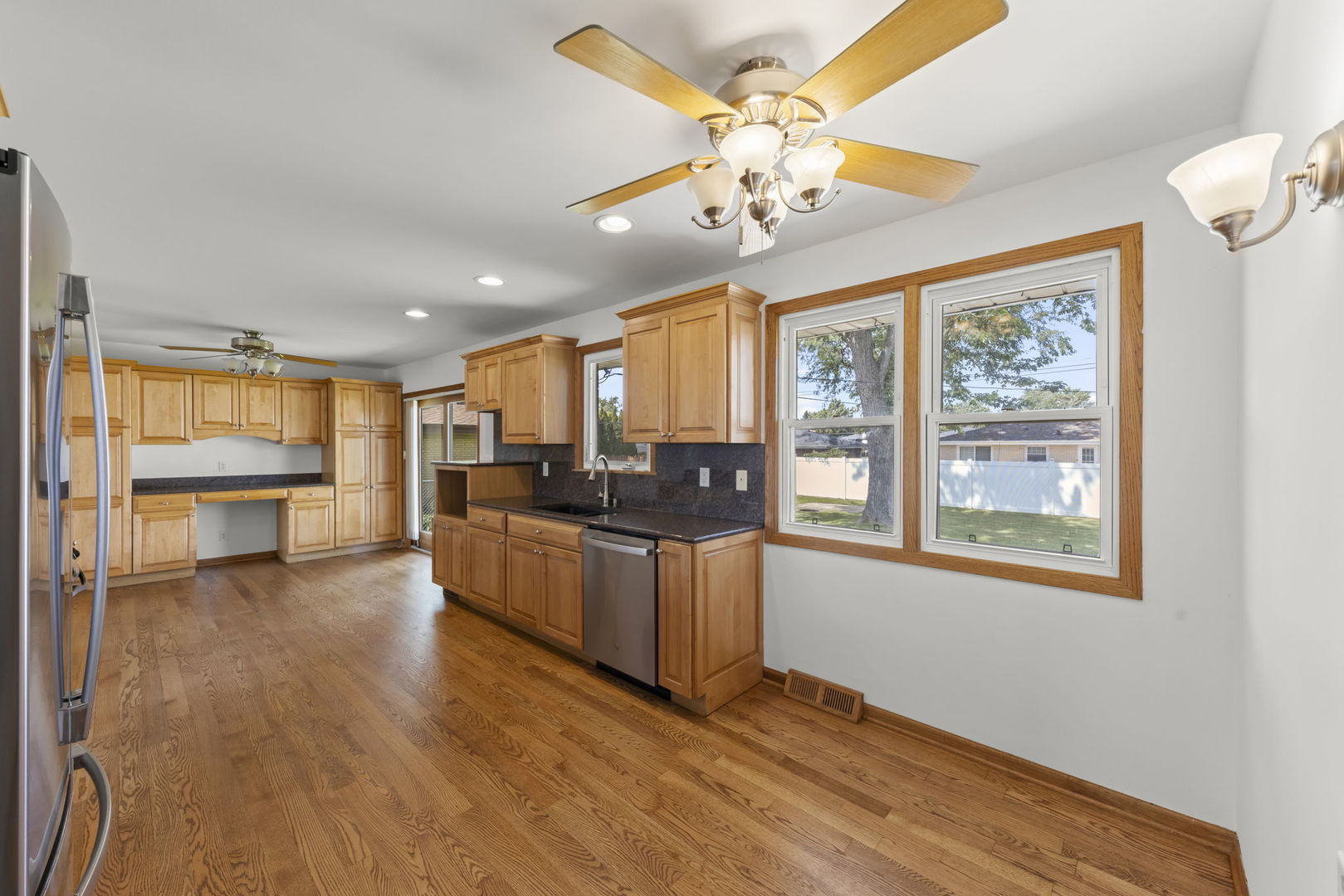 6120 W 129th Street