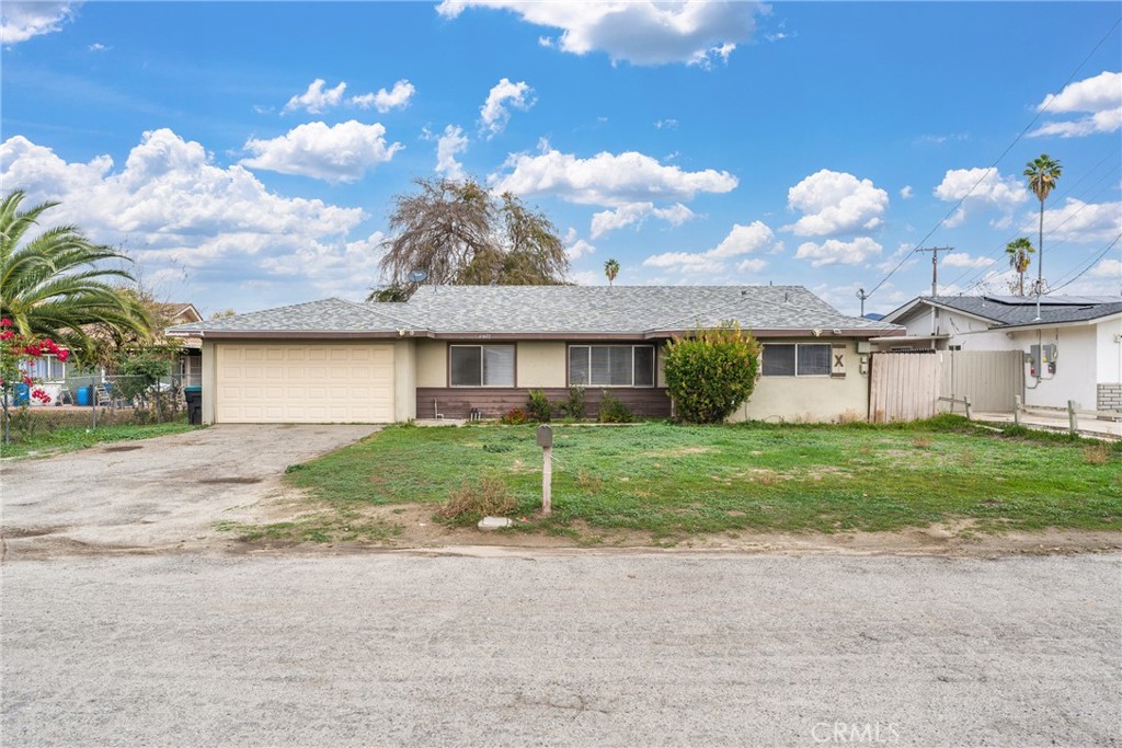 40602 Shellie Lane