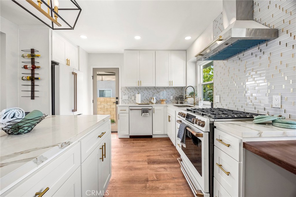 1110 Arbolita Drive