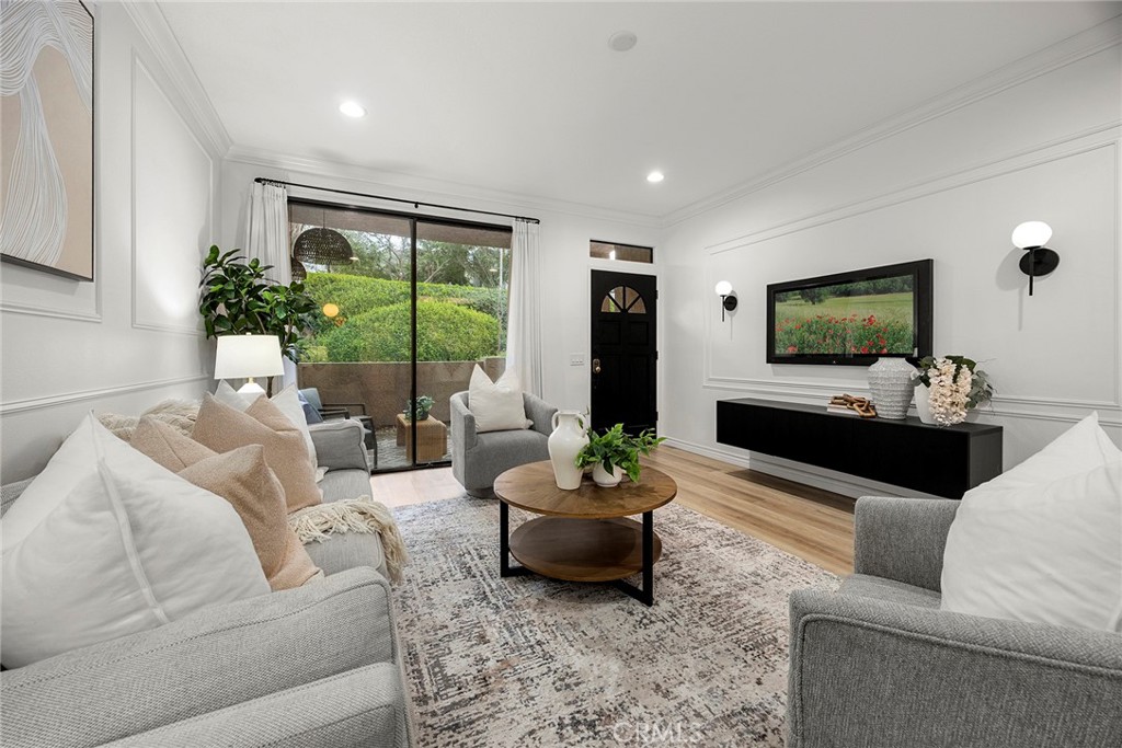 5722 E Stillwater 67