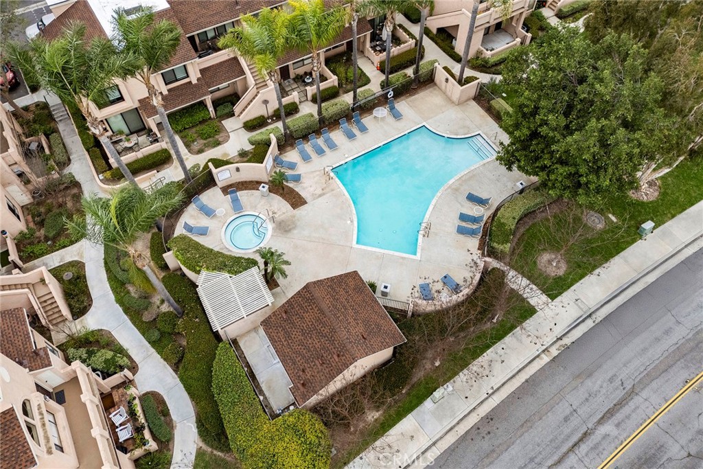 5722 E Stillwater 67