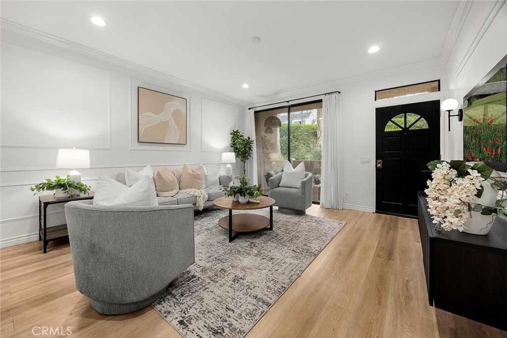 5722 E Stillwater 67