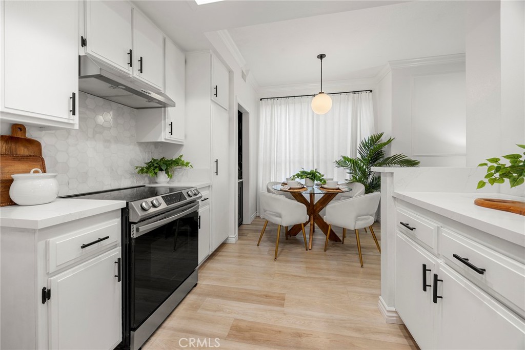 5722 E Stillwater 67