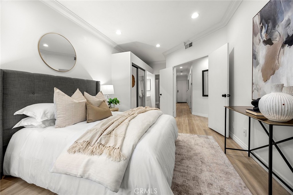 5722 E Stillwater 67