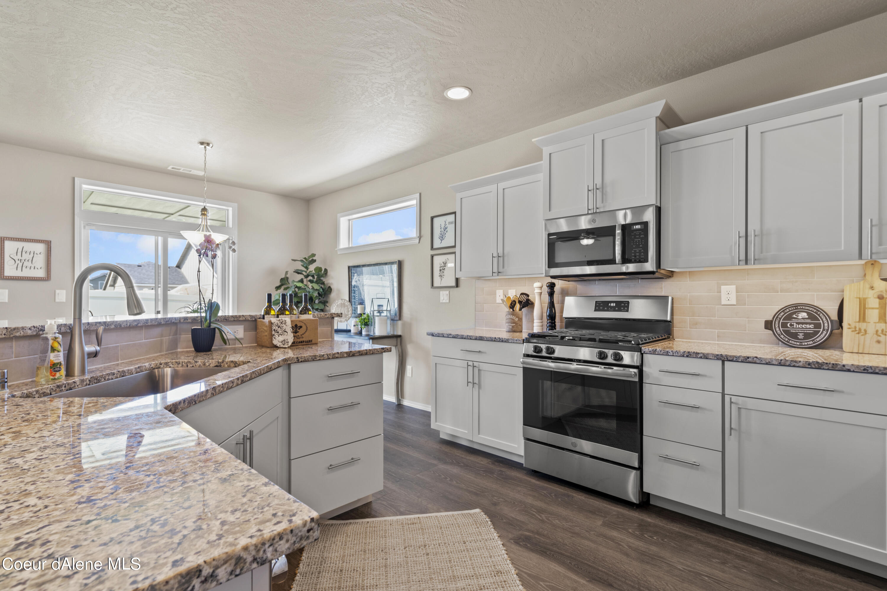 6023 W Theismann Road