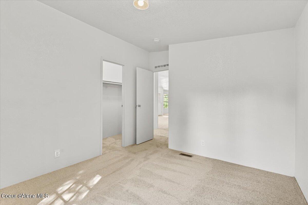 1365 S DILLON DR
