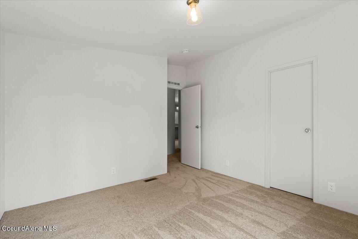 1365 S DILLON DR