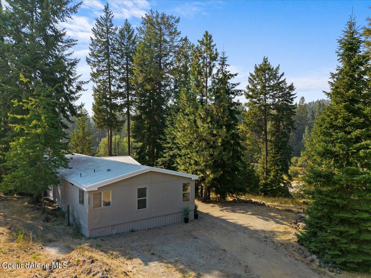 1365 S DILLON DR