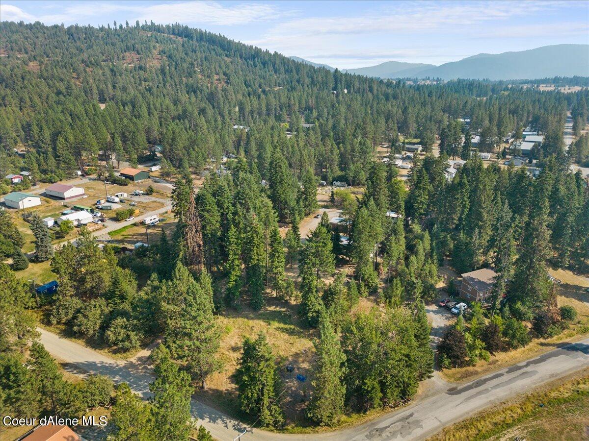 1365 S DILLON DR