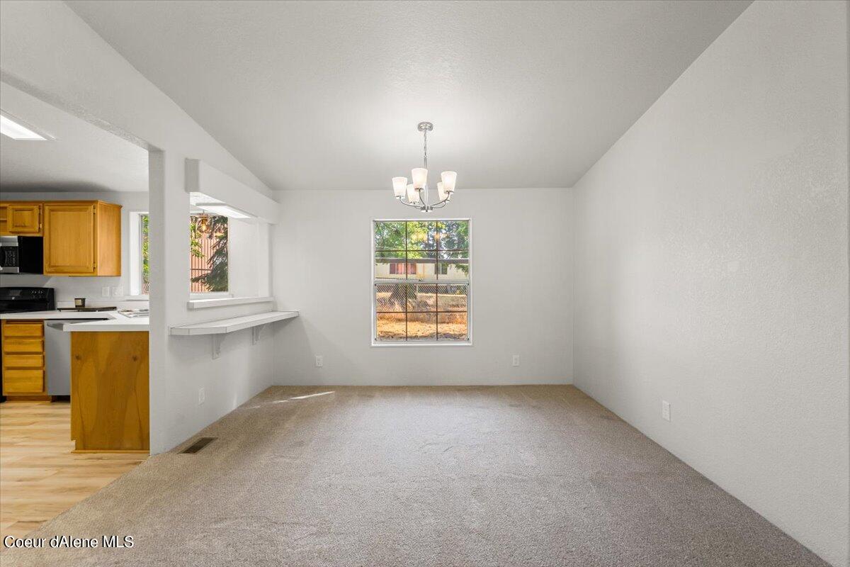 1365 S DILLON DR