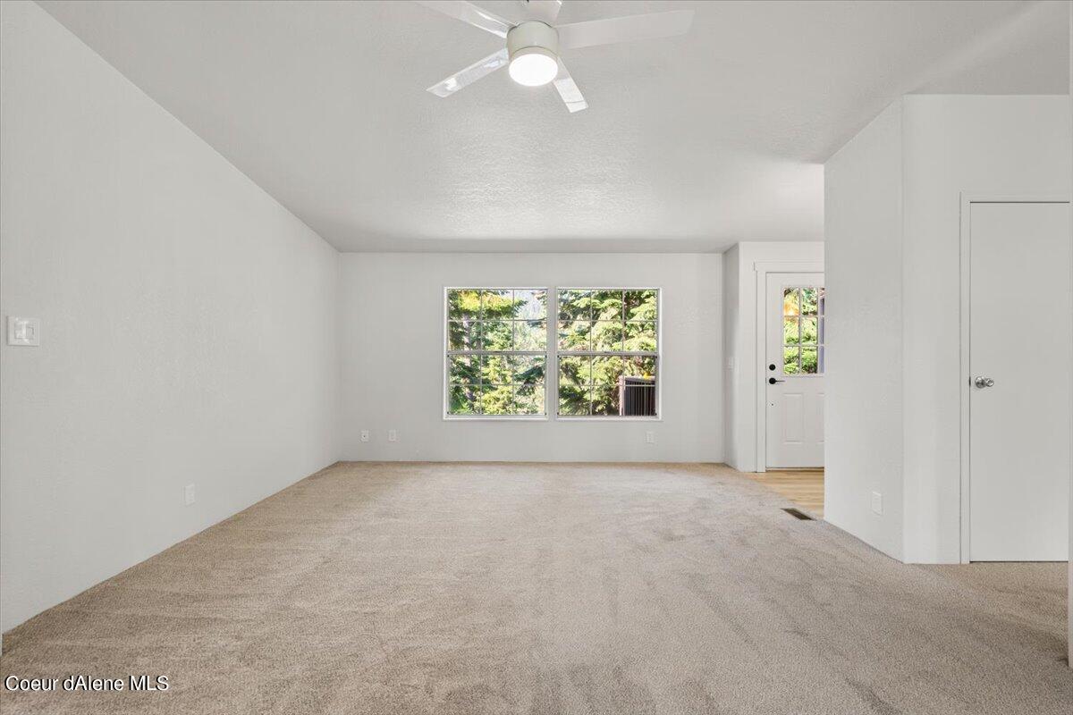 1365 S DILLON DR