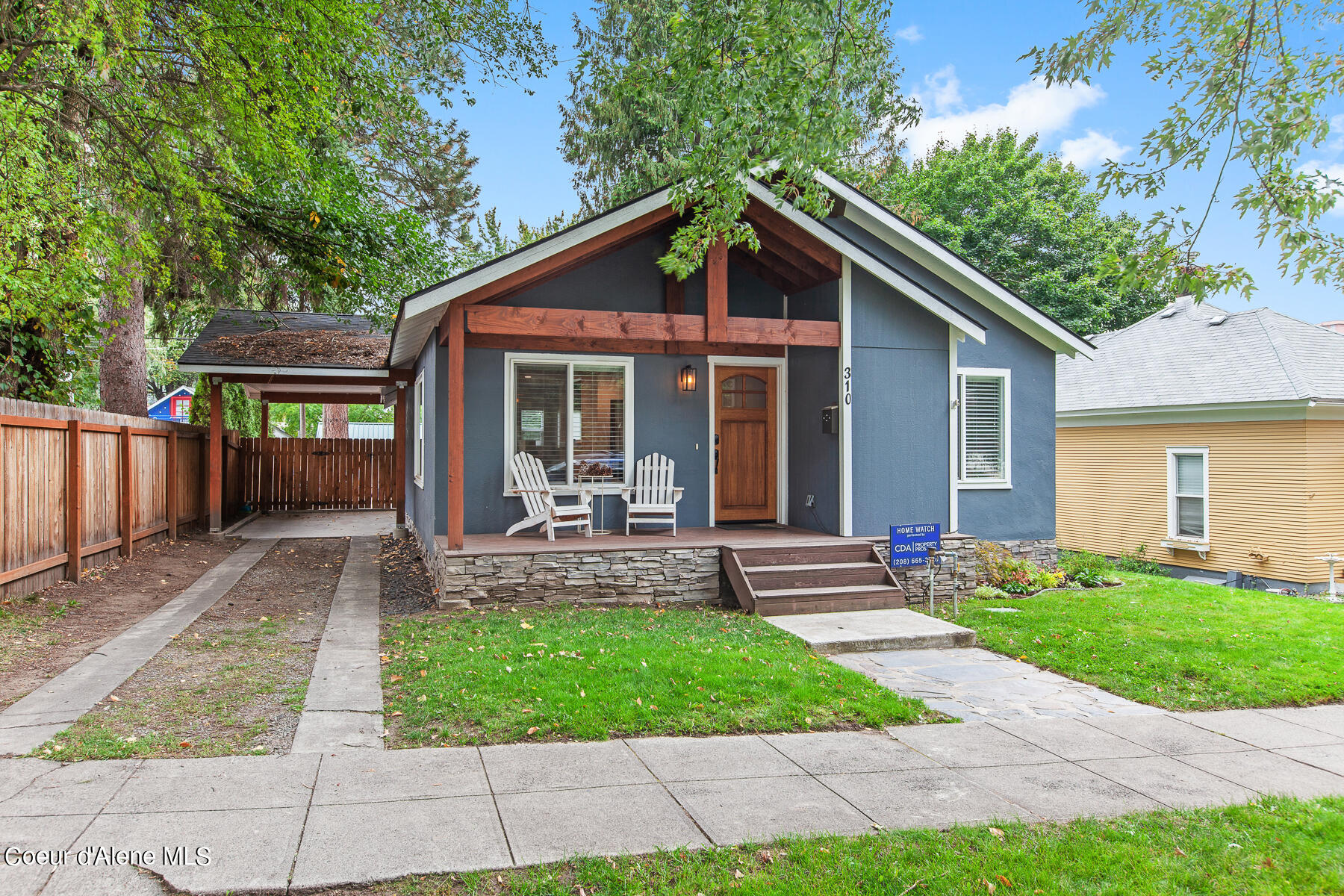 310 E WALLACE AVE