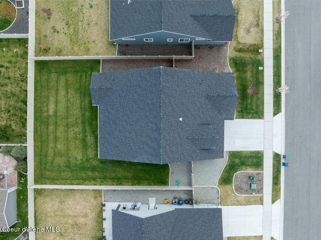 7012 N FREESTYLE DR