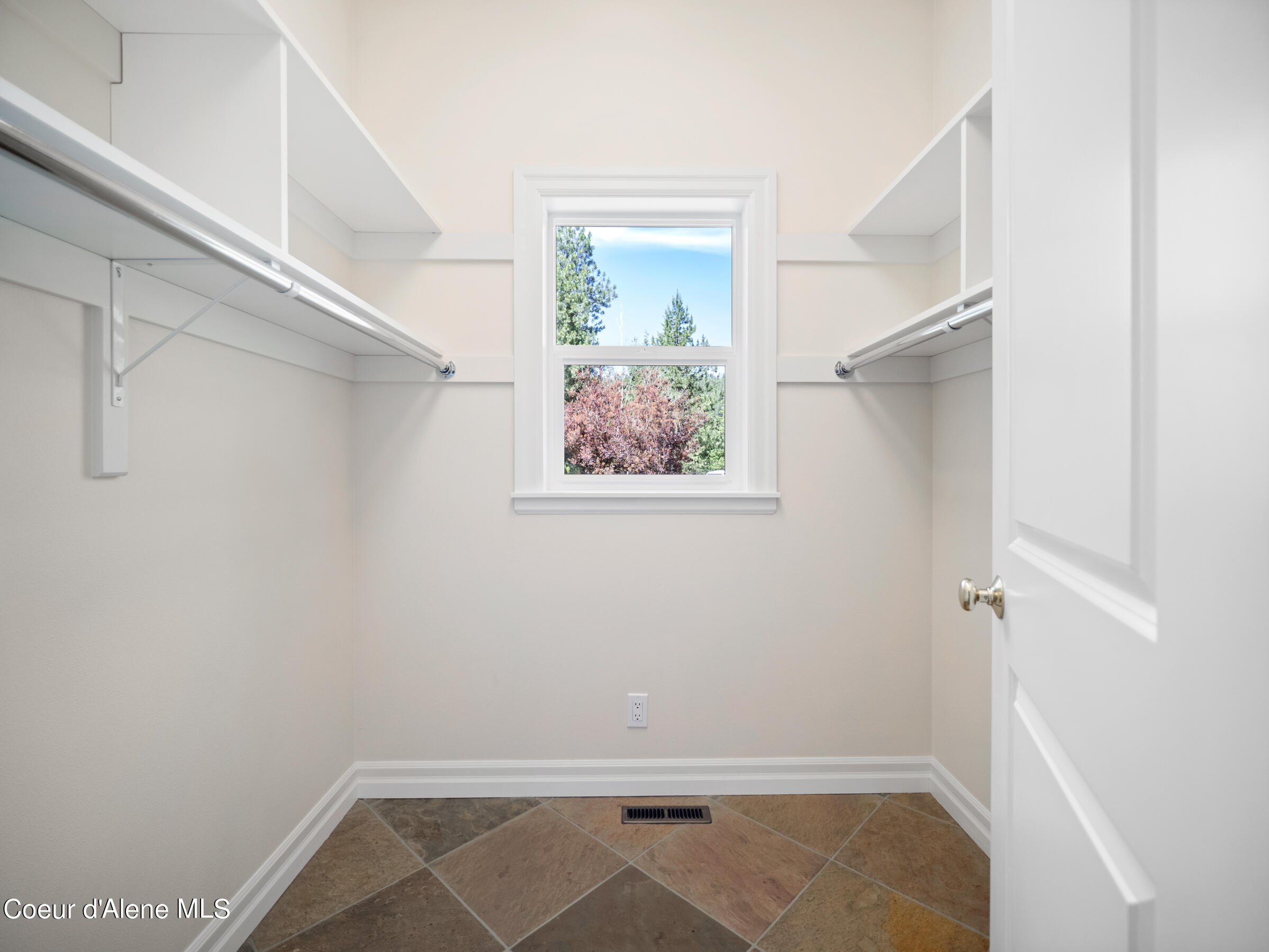 3927 E ARGENTINA LN, Coeur d'Alene