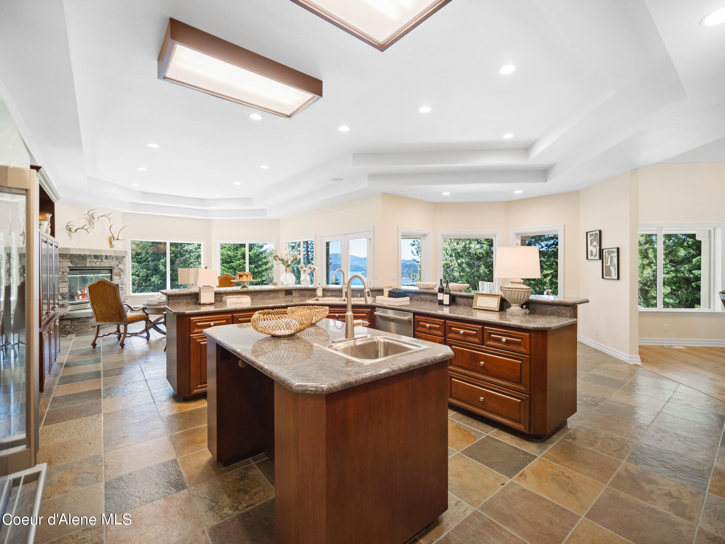 3927 E ARGENTINA LN, Coeur d'Alene