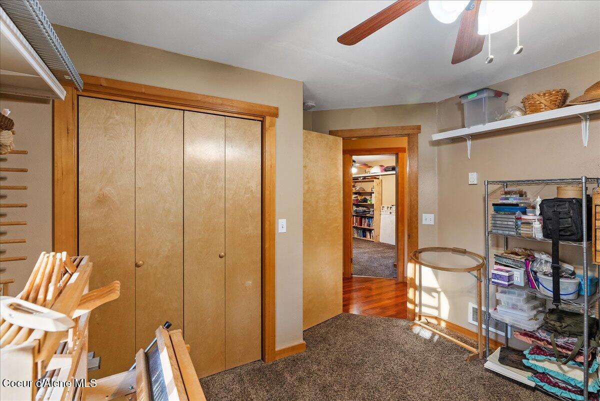 169 Chinook Way