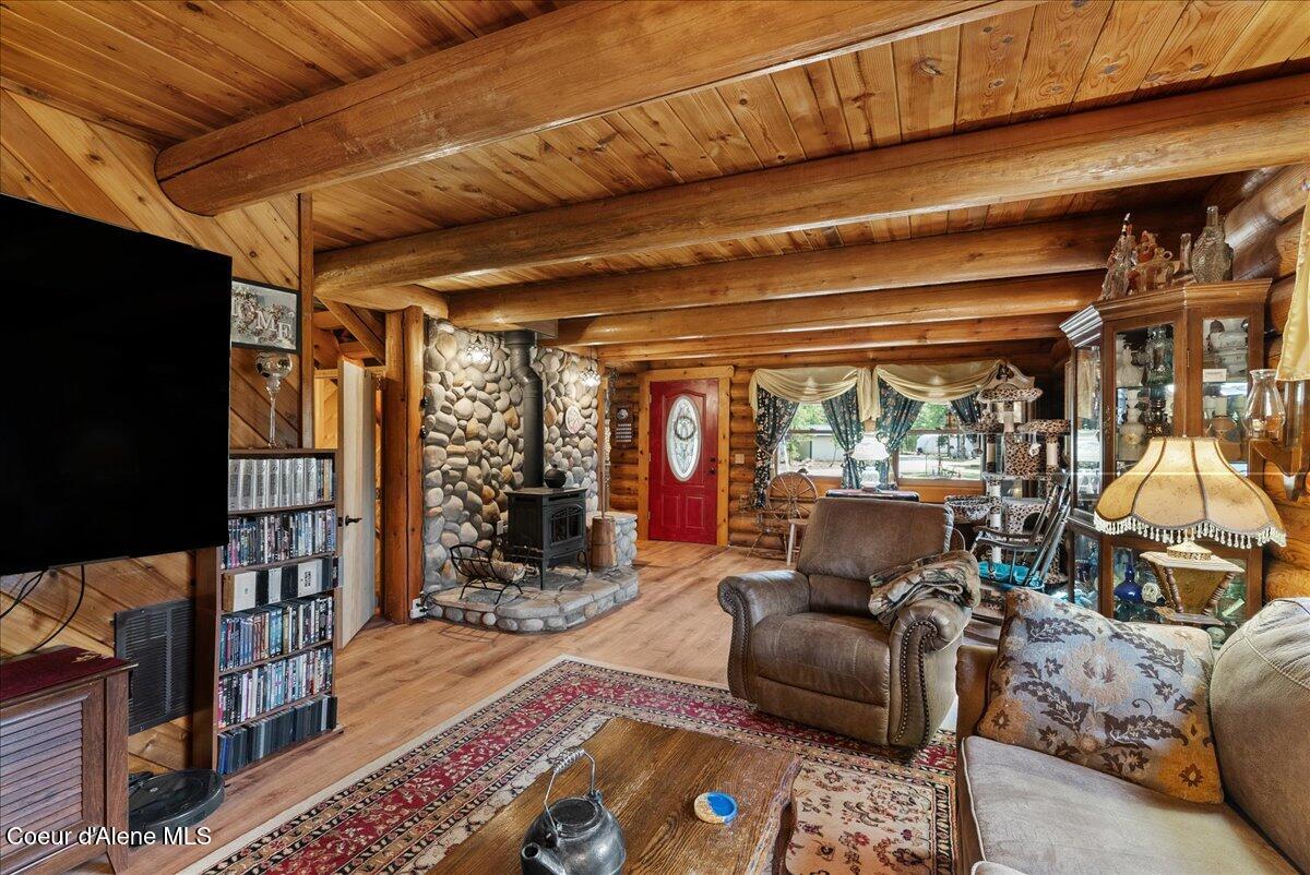 169 Chinook Way