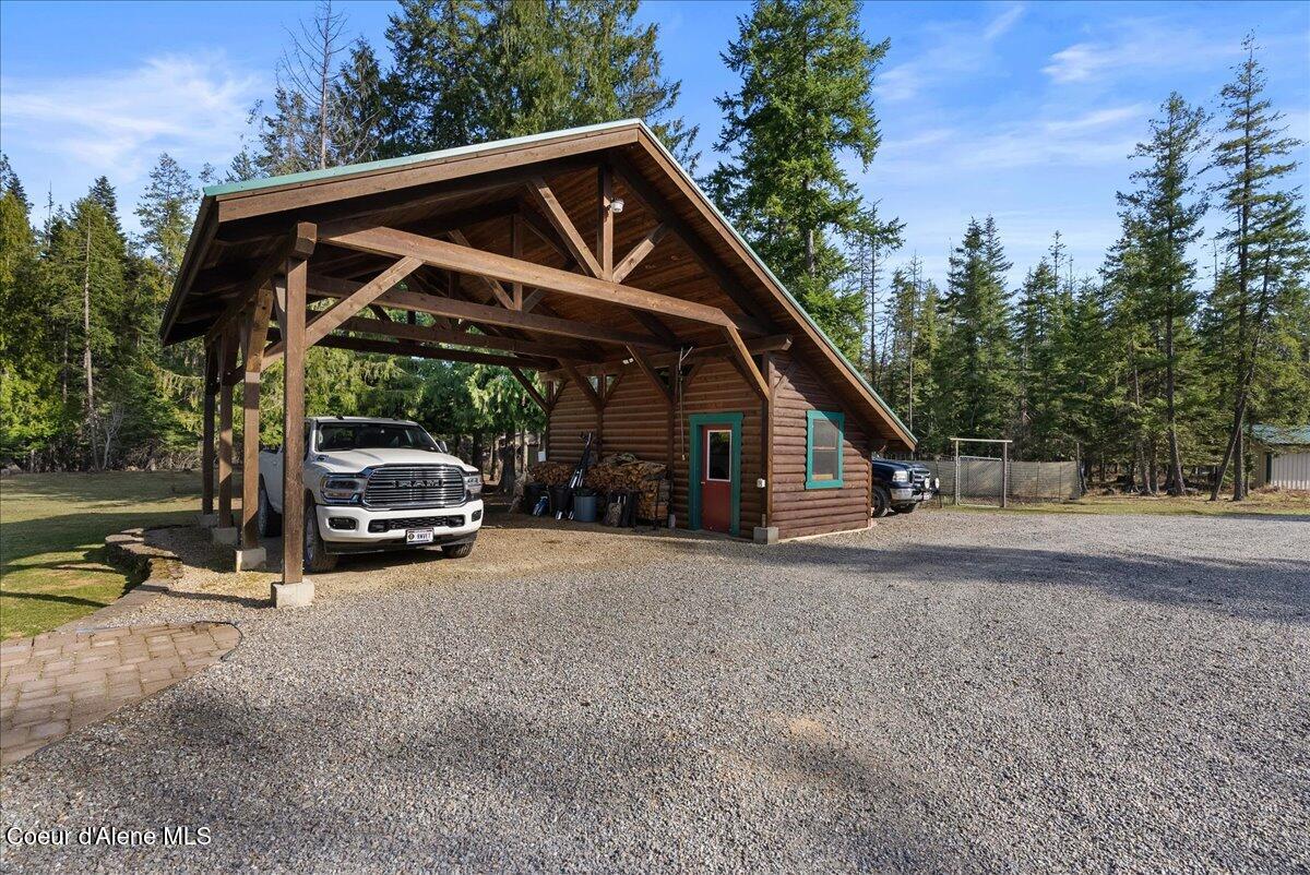169 Chinook Way