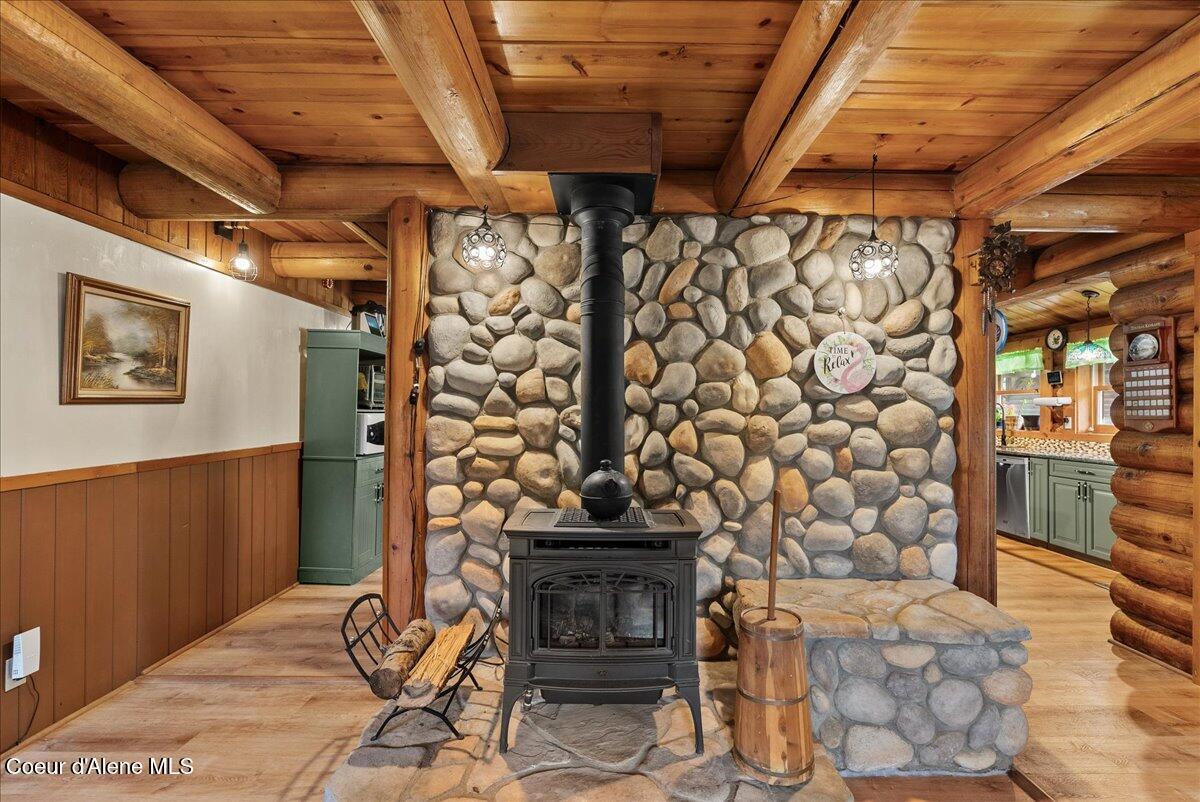 169 Chinook Way
