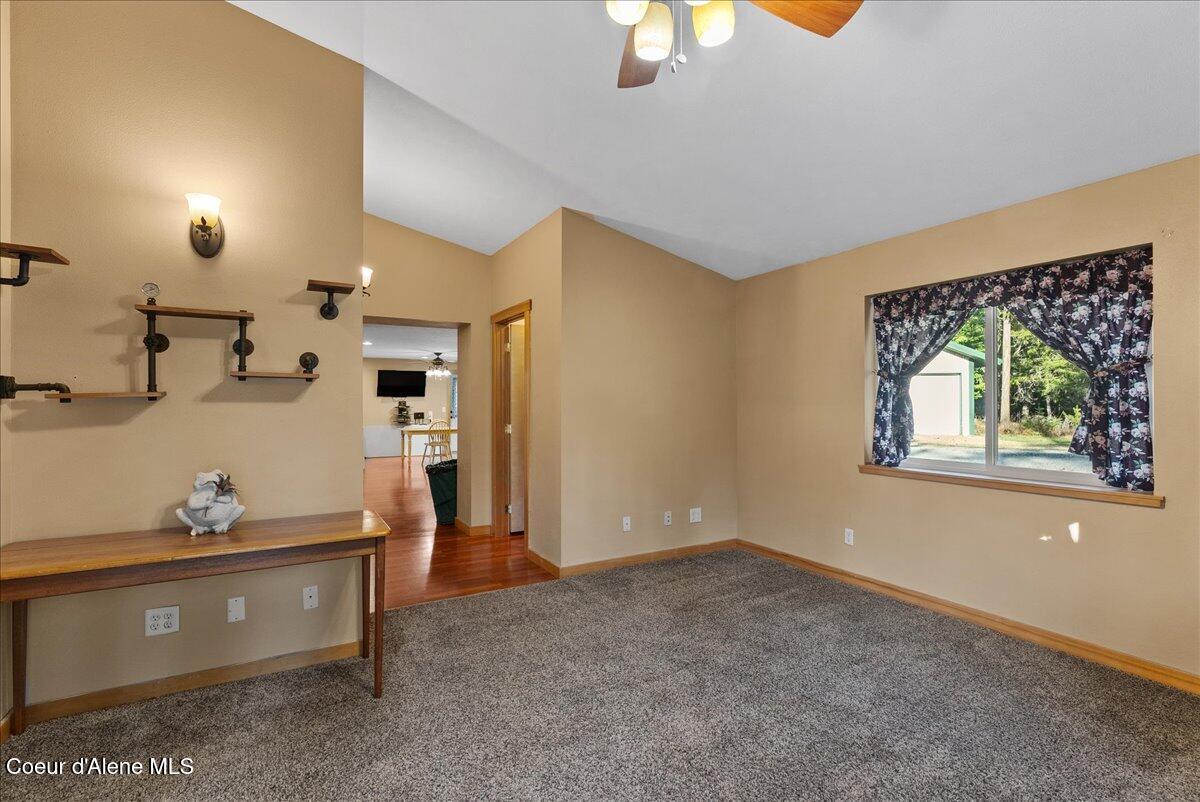 169 Chinook Way
