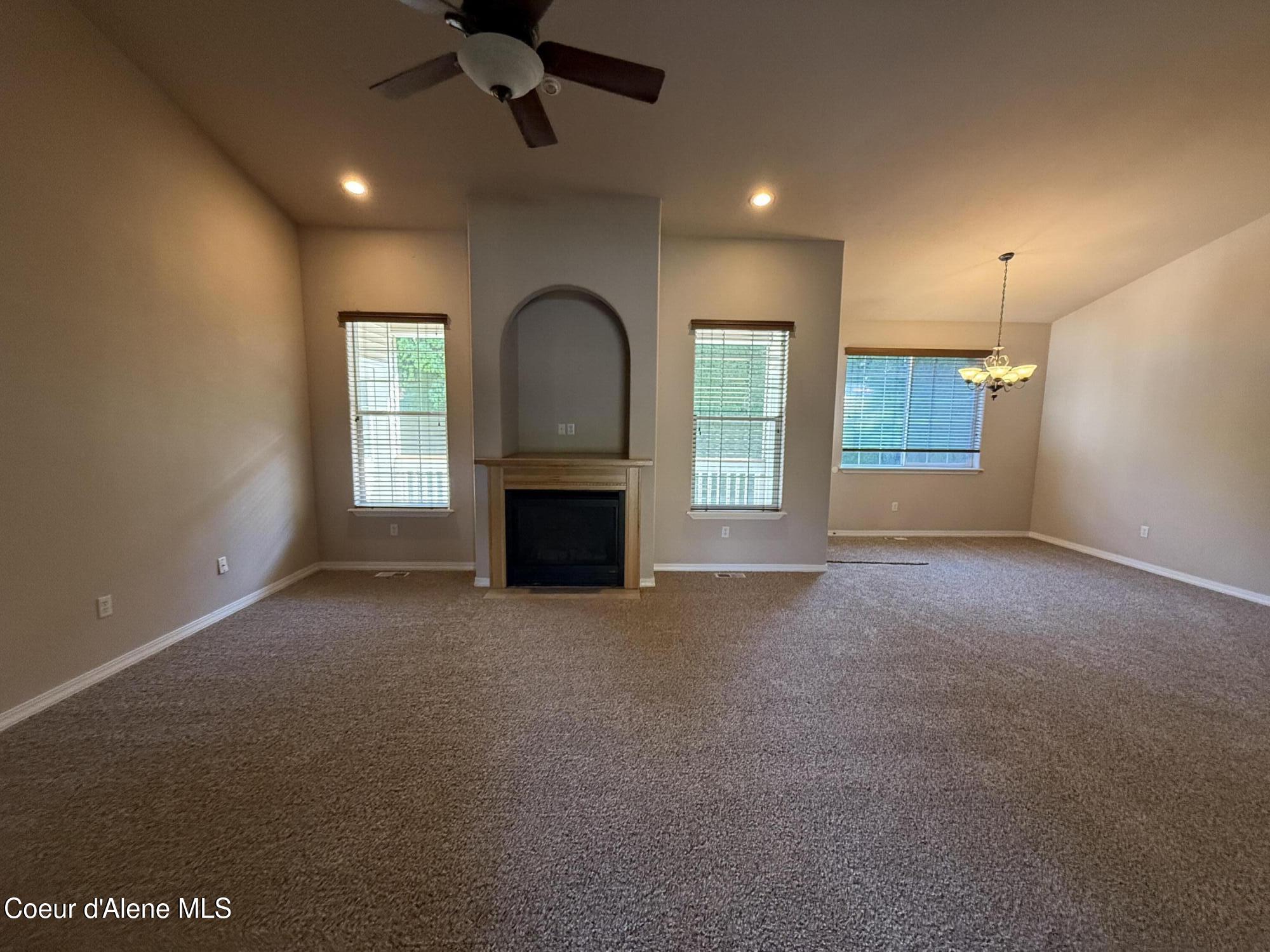 10102 N ZACK CT