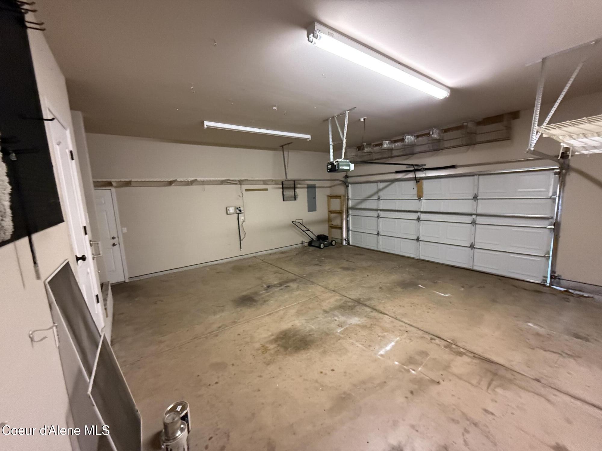 10102 N ZACK CT