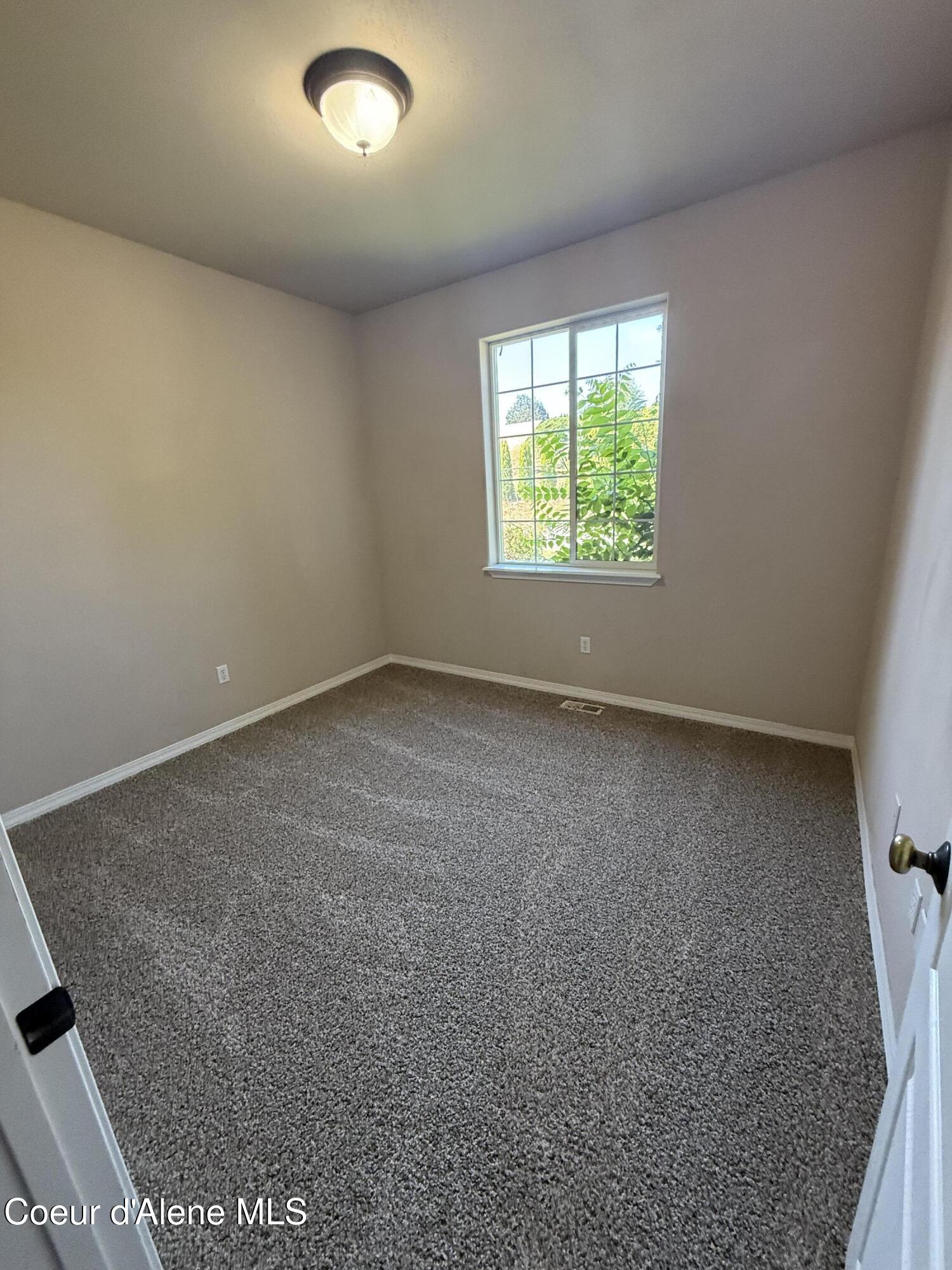 10102 N ZACK CT