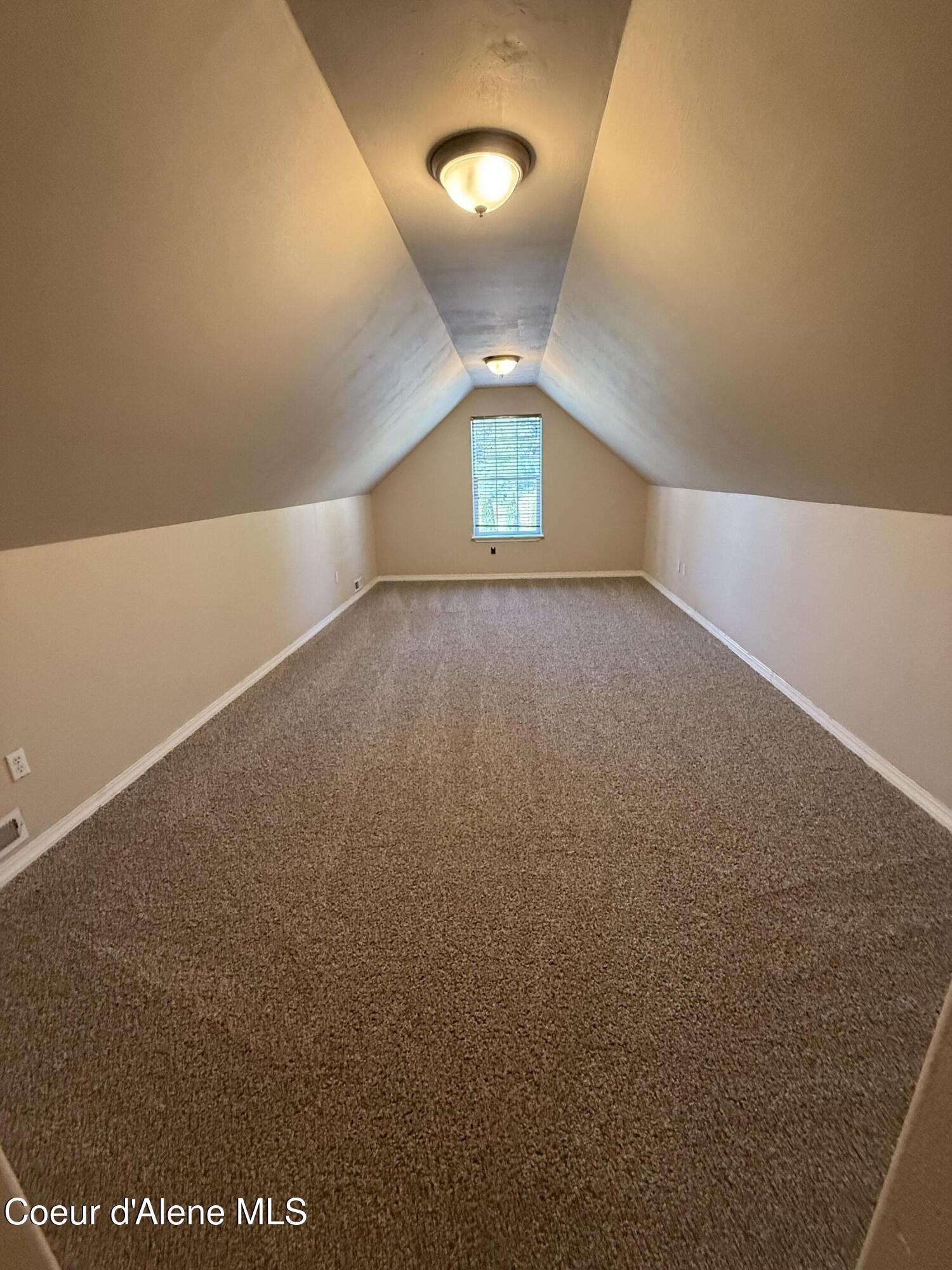 10102 N ZACK CT