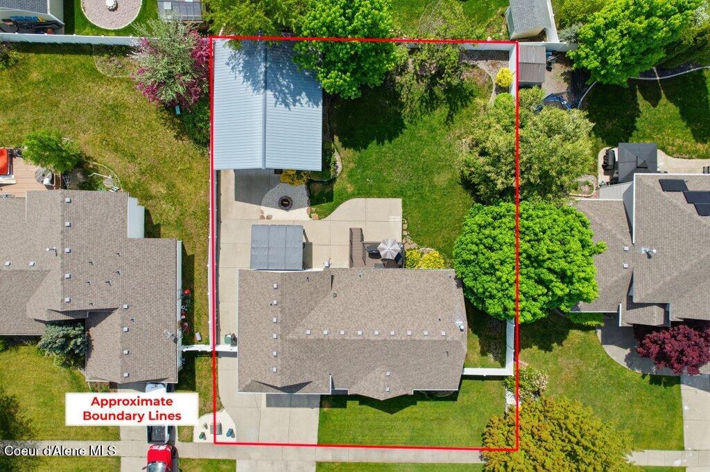 8299 N Raspberry LN
