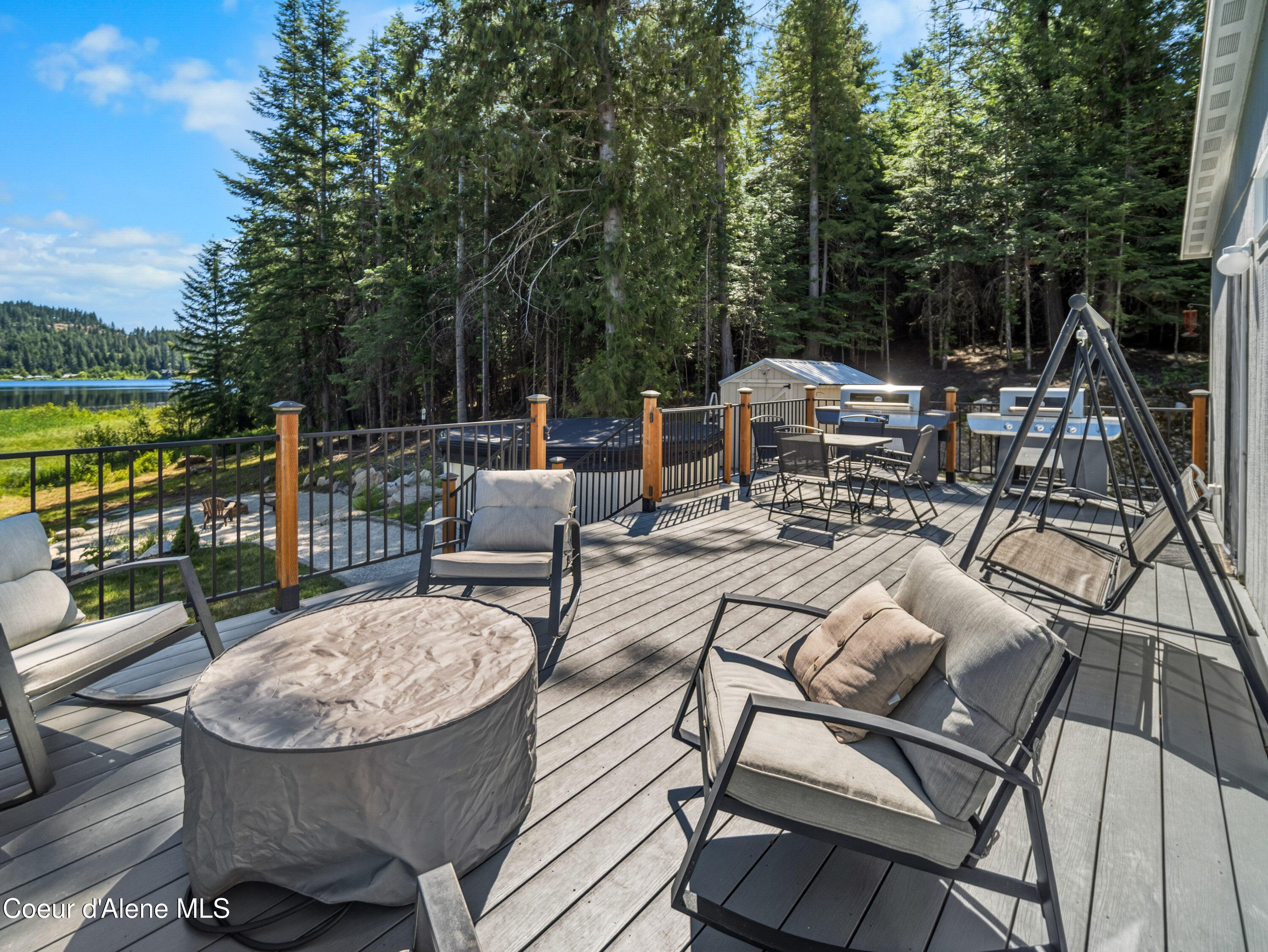 447 S Beaver Lake RD