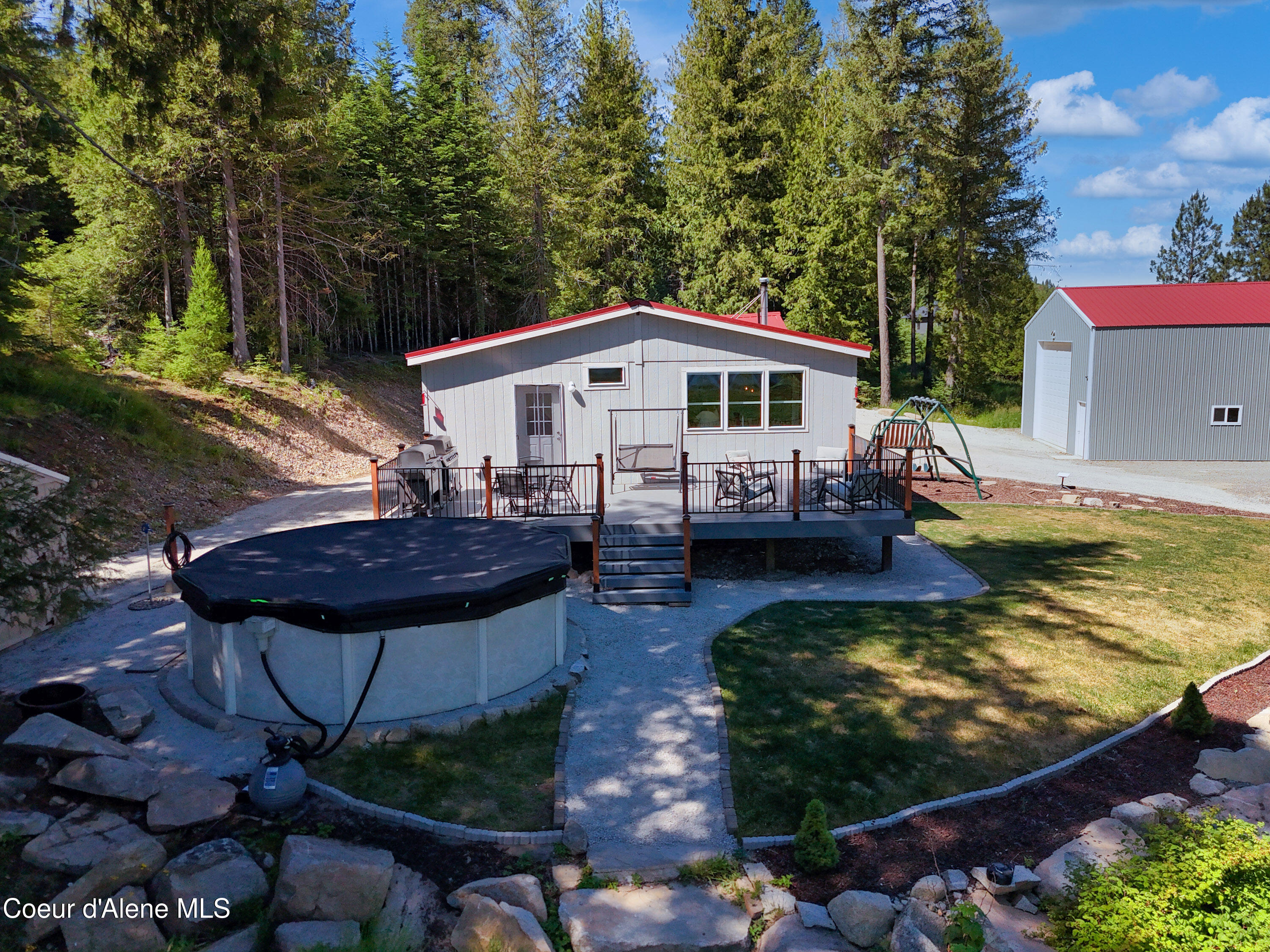 447 S Beaver Lake RD