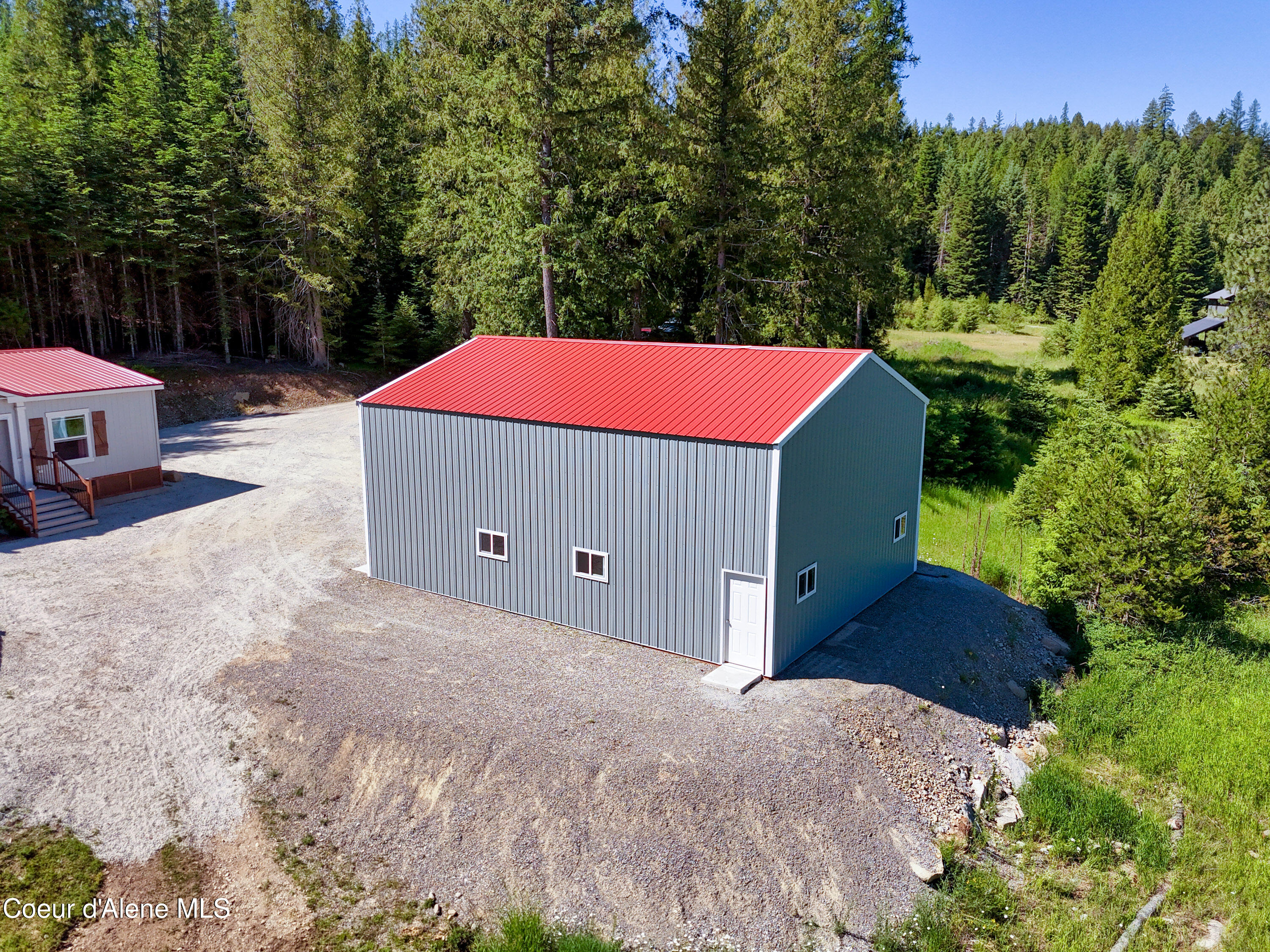447 S Beaver Lake RD