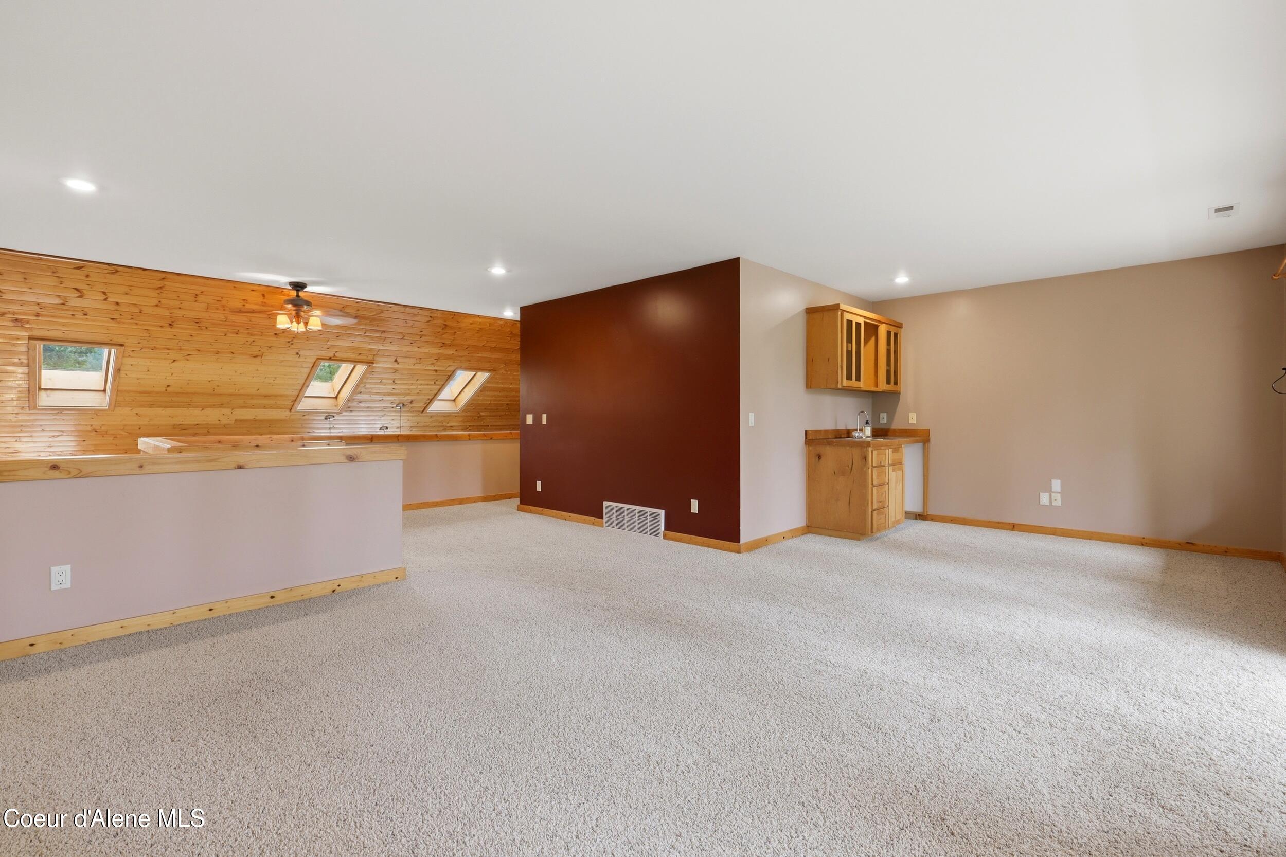 10392 N Morris RD