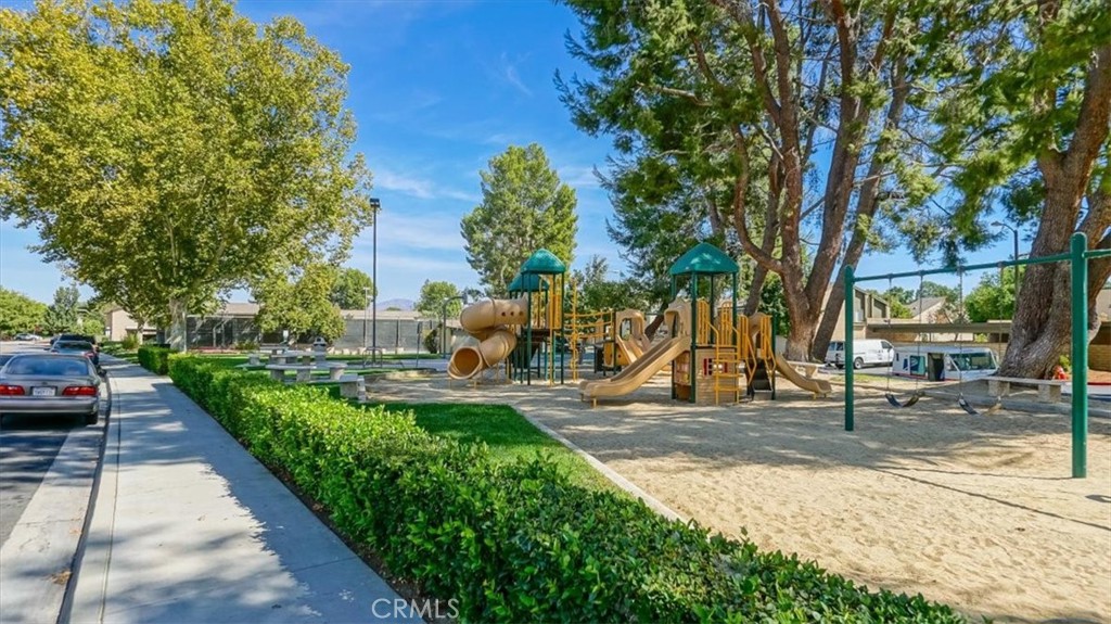 24769 Sand Wedge Lane