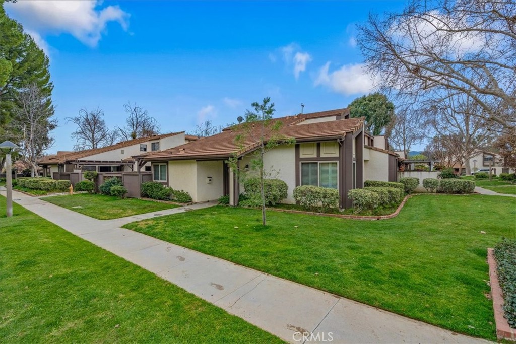 24769 Sand Wedge Lane