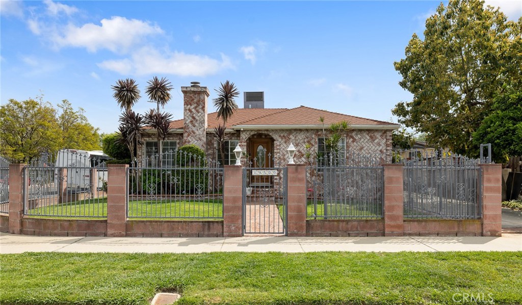 19500 Bassett Street