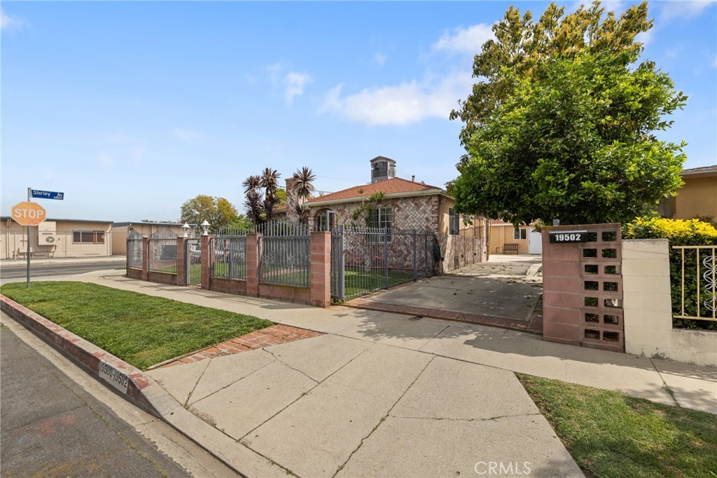 19500 Bassett Street