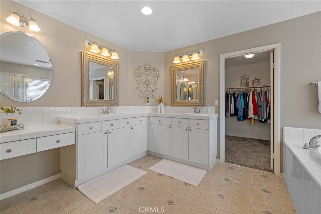 30336 Barcelona Road