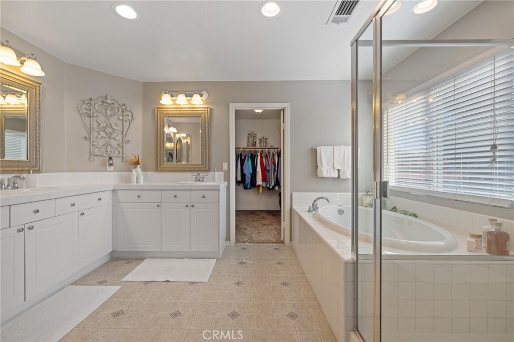 30336 Barcelona Road