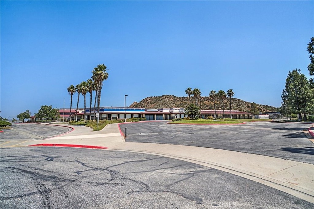 30336 Barcelona Road