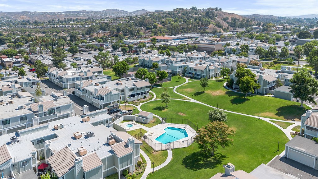 27066 Hidaway Avenue 6