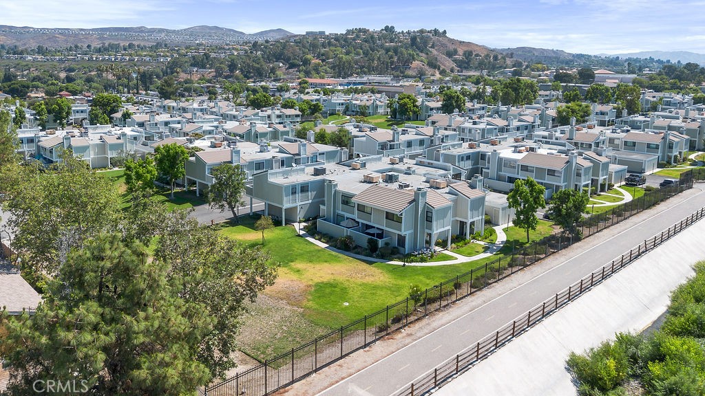 27066 Hidaway Avenue 6