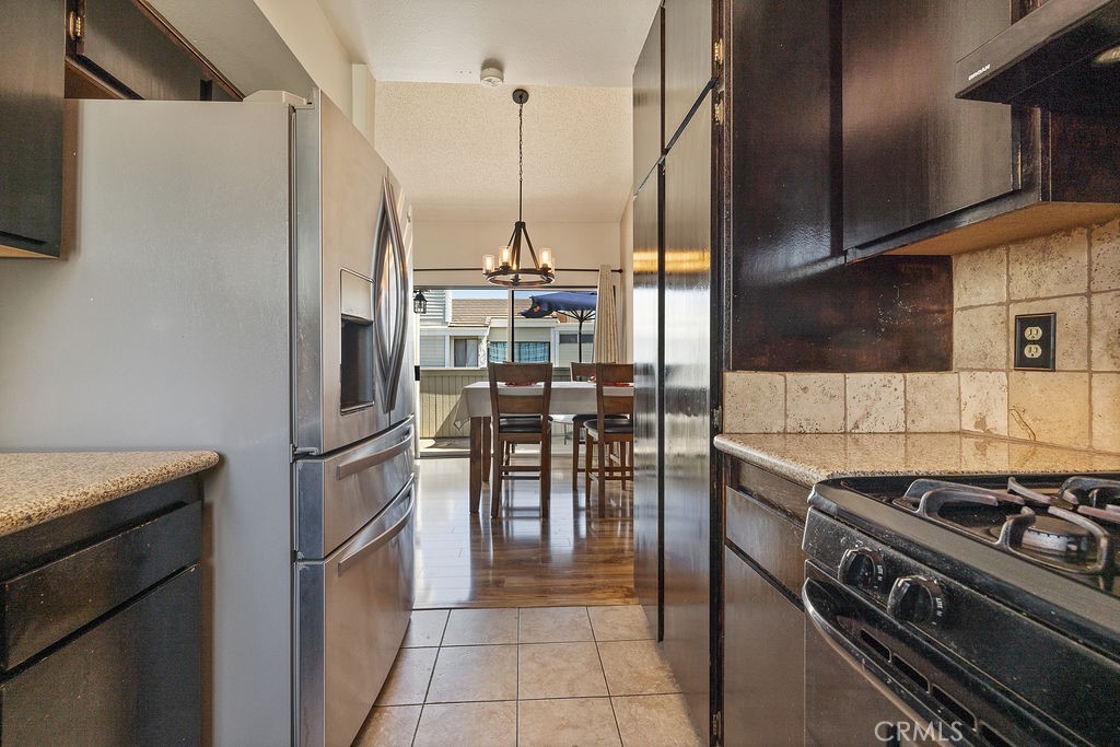 27066 Hidaway Avenue 6