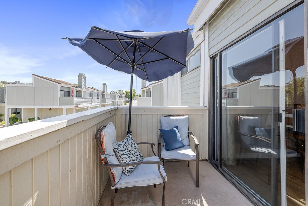 27066 Hidaway Avenue 6