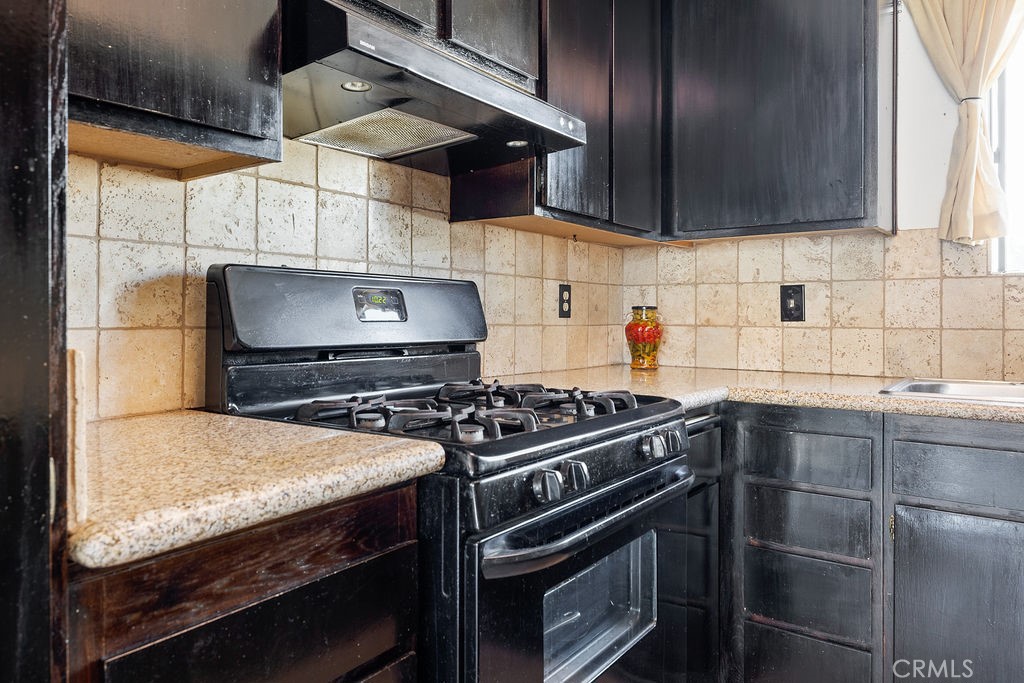 27066 Hidaway Avenue 6