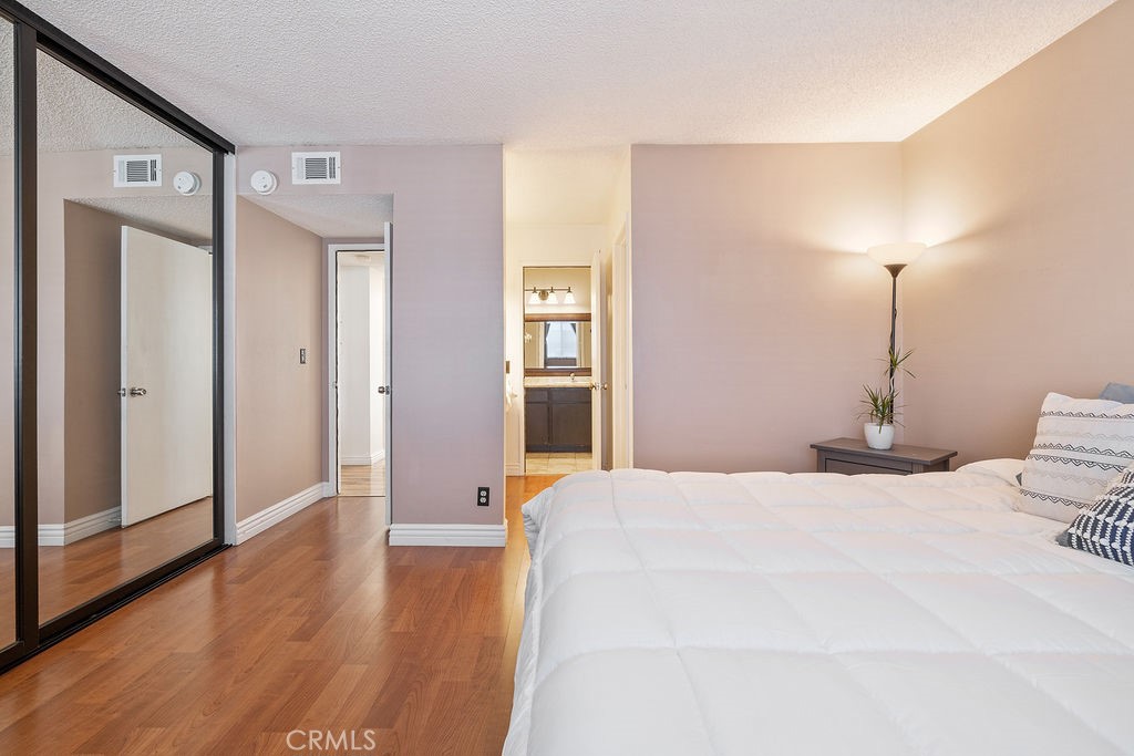 27066 Hidaway Avenue 6