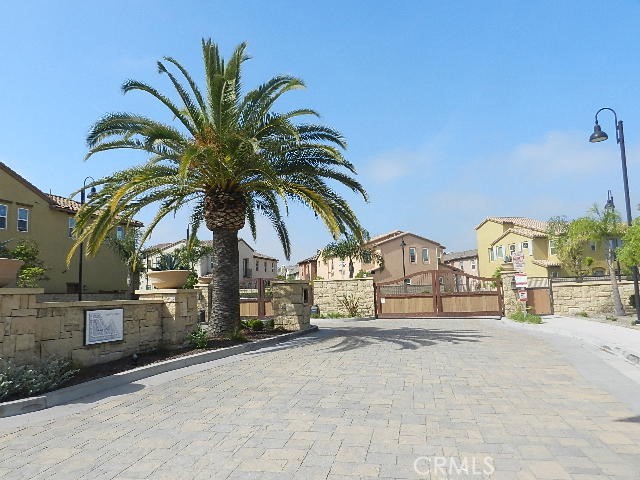 1616 Range Road