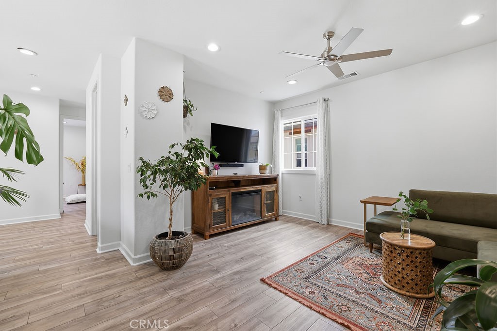 1616 Range Road