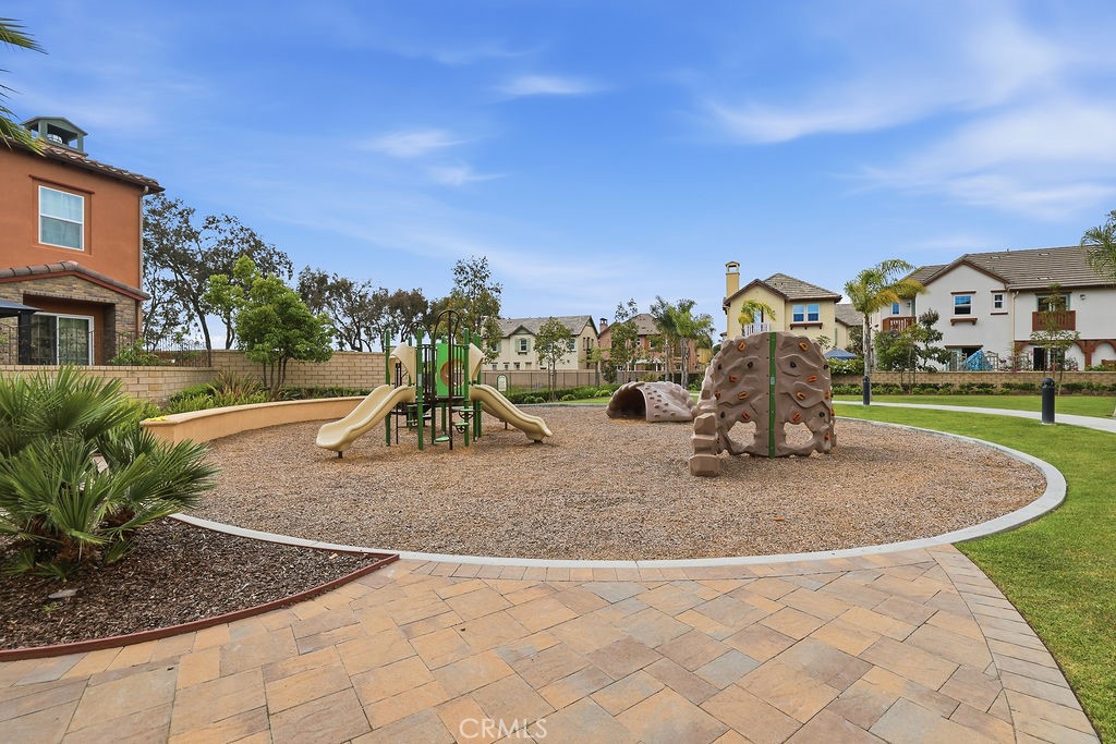 1616 Range Road